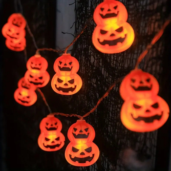 LED reťaz s dvojvrstvovými tekvicami na Halloween, malé farebné svetlá, dekor do dvora