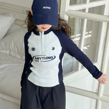 Παιδικό T‑shirt από 100% βαμβάκι με μακριά μανίκια, στενό κόψιμο, εκτύπωση αγγλικών χαρακτήρων σε αμερικάνικο στυλ, κορεατικό στυλ, 2025 άνοιξη-φθινόπωρο