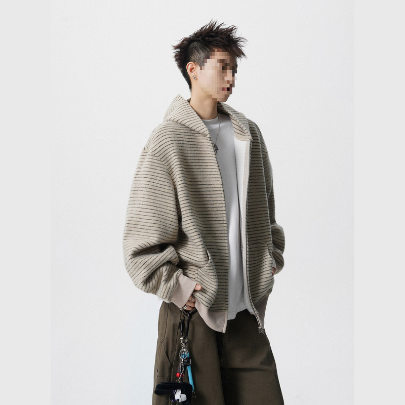 Ανδρικό ριγέ cardigan-sweatshirt με κουκούλα και φερμουάρ, φθινοπωρινό streetwear