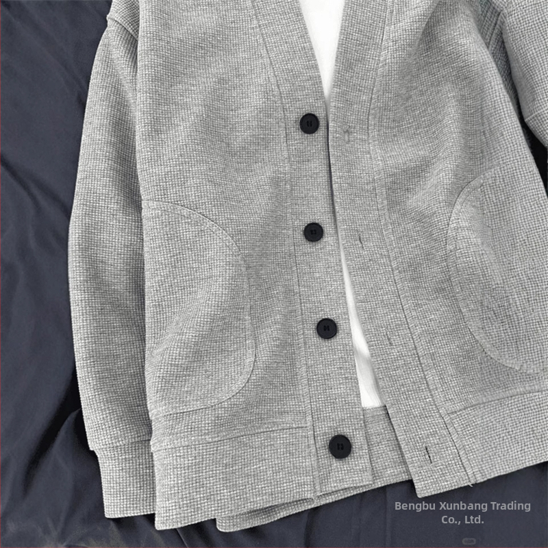 Šedý ťažký cardigan mikina s V výstrihom pre mužov, jesenný štýl vysokej kvality, americké retro voľnočasový štýl s waffle pleteninou, kabát pre pár