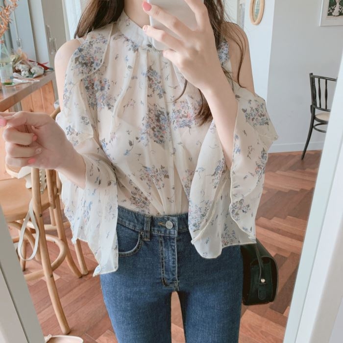 Γυναικεία μπλούζα από chiffon με floral print, με ανοιχτούς ώμους, κομψή για την αρχή της άνοιξης, με μανίκια καμπάνες, ελαφρύ καλοκαιρινό τοπ