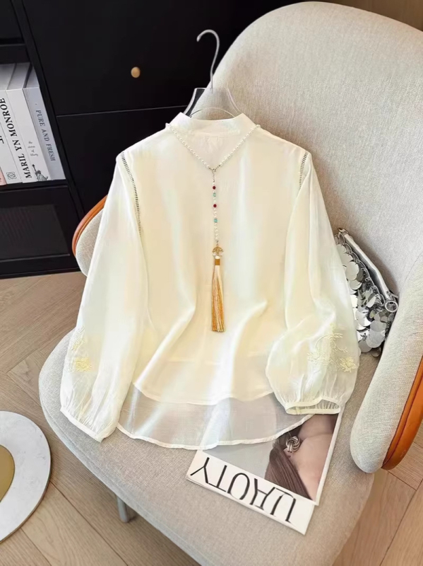 Γυναικεία μπλούζα από chiffon με διακριτικό κέντημα σε κινέζικο ρετρό στυλ, στάσιμος γιακά, ελαφρύ πολυτελές τοπ για άνοιξη και φθινοπωρο
