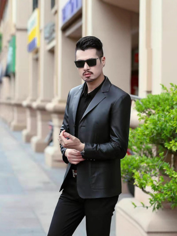 Pánska PU kožená bunda, business casual štýl, voľný strih, sakový golier, zapínanie na jeden rad gombíkov, patch vrecká, zaoblený lem