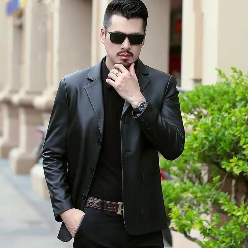 Pánska PU kožená bunda, business casual štýl, voľný strih, sakový golier, zapínanie na jeden rad gombíkov, patch vrecká, zaoblený lem