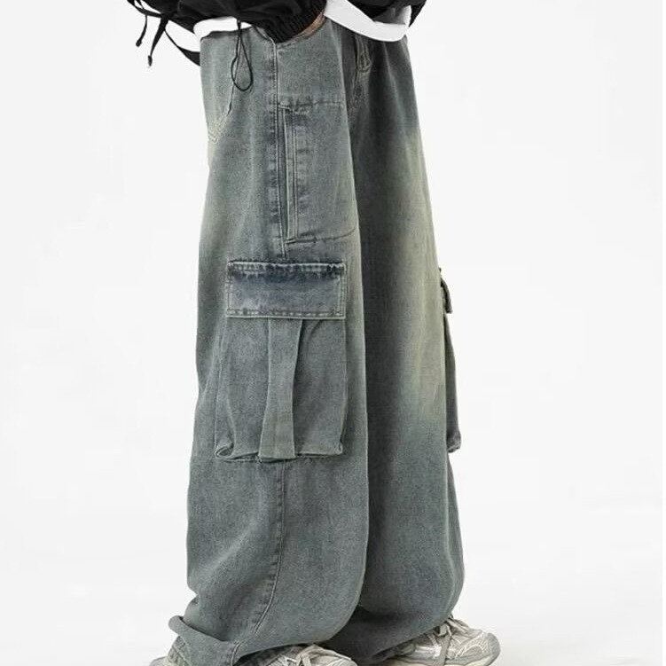 Ανδρικά τζιν από denim σε αμερικανικό street style, πλυμένα, ρετρό με μεγάλες τσέπες, χαλαρή γραμμή, ίσια πόδια, για άνοιξη και φθινόπωρο