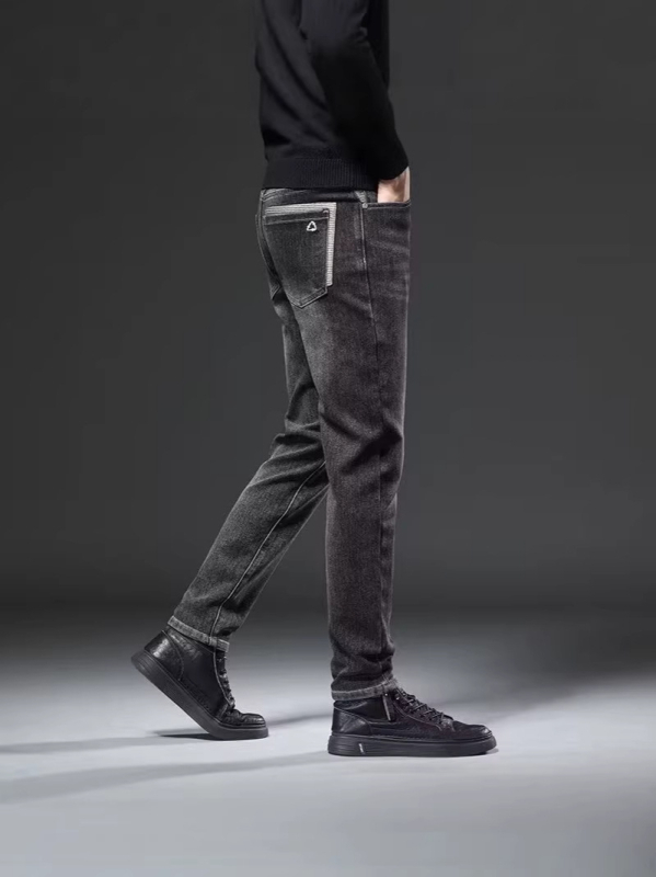 Ανδρικά τζιν denim με ελαστικότητα, ίσια γραμμή, υψηλή μέση, άνοιξη-φθινόπωρο 2026, καθημερινά.