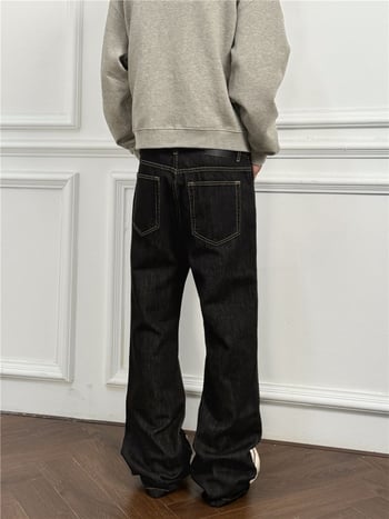 Ανδρικά τζιν από denim, ίσια γραμμή, χαλαρή εφαρμογή, μικρό φλάιρ, μεσαία μέση, μακριά παντελόνια