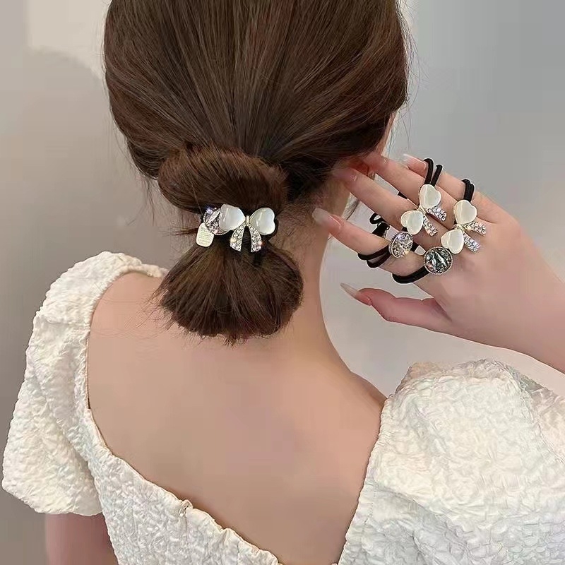 Gumička do vlasov s mačacím očkom a mašličkou, s diamantovým zdobením, elegantný doplnok pre účes
