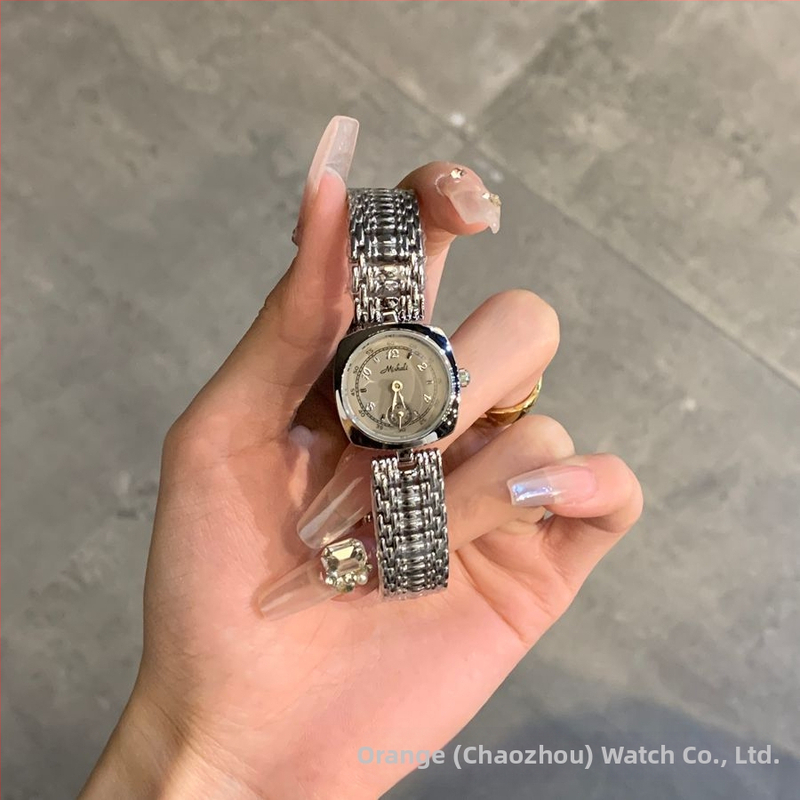 Milisa Dámske štvorcové hodinky, jemný retro dizajn, vodotesné quartz, malý ciferník s číslami, model 23063