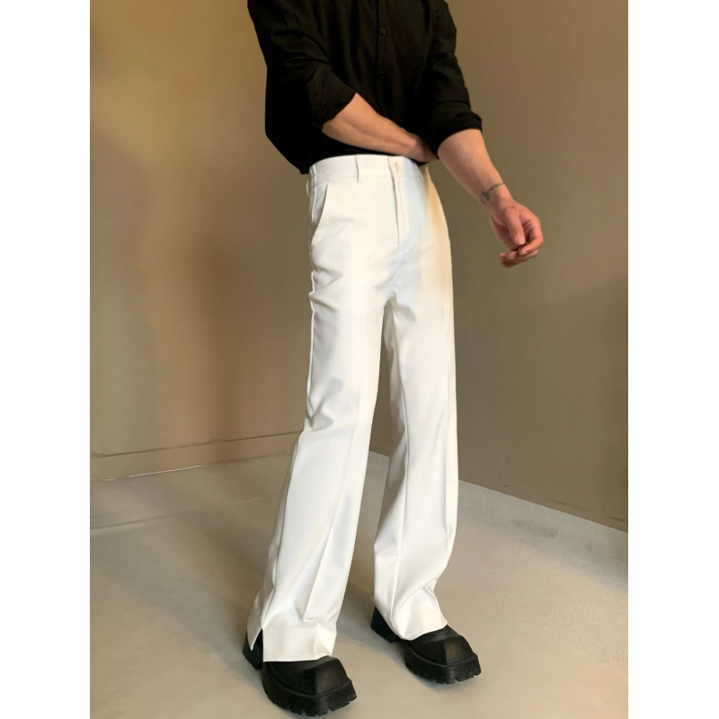 Cleanfit Λευκά παντελόνια ανδρών με επεκτεινόμενη εφαρμογή και μικρο-φούσκωμα στο τελείωμα, ίσιο κόψιμο