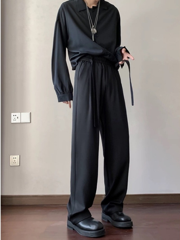 Ανδρικά μαύρα μακριά casual παντελόνια για κοστούμι, χαλαρή ευθύγραμμη σιλουέτα και ρέουσα πτώση, αίσθηση πολυτέλειας