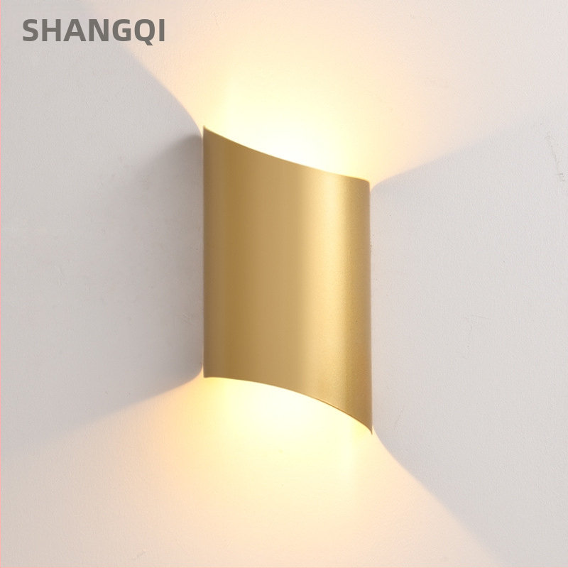 Zlatá nástenná lampa, moderný minimalistický dizajn pre obývačku a spálňu, nordický lux LED nástenné svetlo