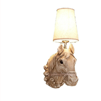 Vintage nástenná lampa s hlavou koňa zo živice, európsky štýl, LED, dekor pre hotel, bar a reštauráciu