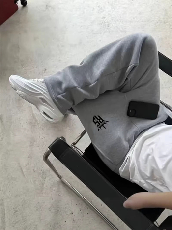 Pantaloni de trening largi pentru bărbați, imprimeu, stil casual, croială lejeră – primăvara 2026