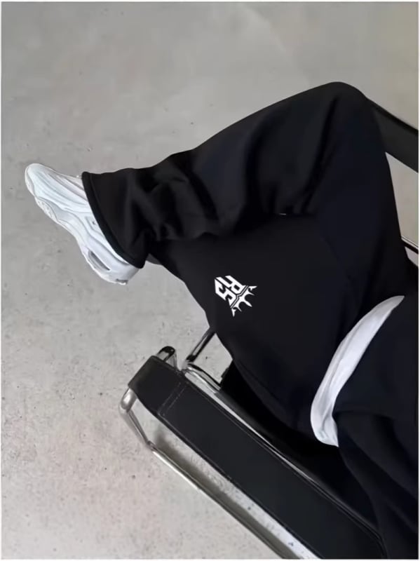 Pantaloni de trening largi pentru bărbați, imprimeu, stil casual, croială lejeră – primăvara 2026