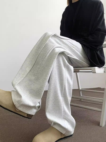 Pantaloni de trening gri deschis pentru bărbați, croi liber drept, casual pentru adolescenți, pantaloni sport pentru toate anotimpurile, stil modern.