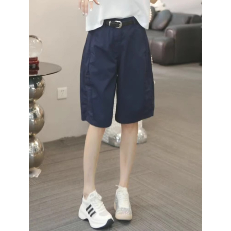Vysoký pás, kórejský štýl, široké capri nohavice, casual strih, zoštíhľujúca siluetu