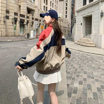 Γυναικείο μπουφάν baseball σε χρωματικό block, στυλ cardigan, άνοιξη-φθινοπωρινό 2025, μικρού ύψους