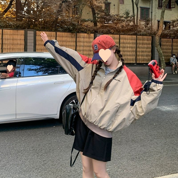 Γυναικείο μπουφάν baseball σε χρωματικό block, στυλ cardigan, άνοιξη-φθινοπωρινό 2025, μικρού ύψους