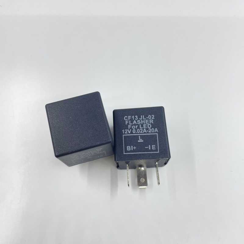 LED blikač-relé s 3 piny CF13/CF14 pre smerovky CF13KT