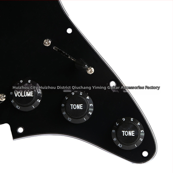 ST-3S pickguard pre elektrickú gitaru – čierny trojvrstvový panel s veľkým pólovým magnetickým snímačom