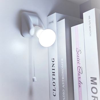 Minimalistická mini LED nástenná lampička s ťahacím vypínačom – nočná lampa do spálne