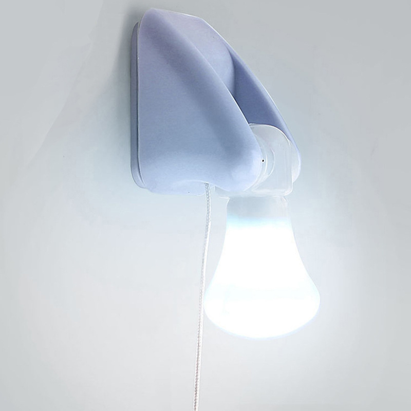 Minimalistická mini LED nástenná lampička s ťahacím vypínačom – nočná lampa do spálne