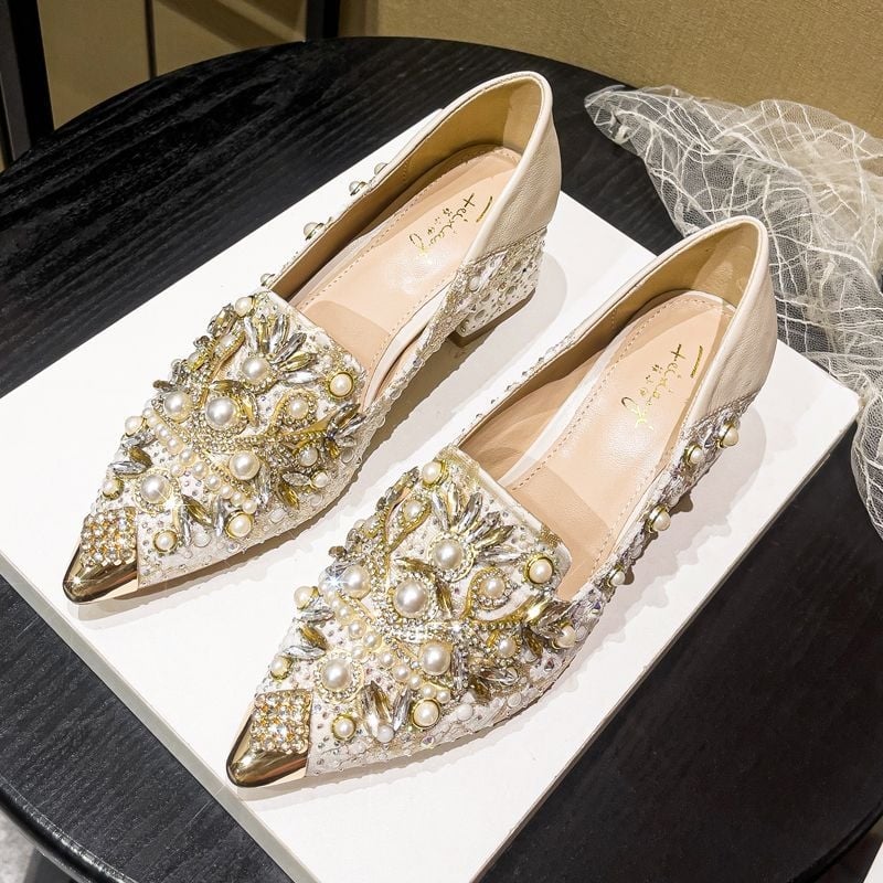 2025 Φθινοπωρινή άνετη γυναικεία γόβα με μυτερό δάχτυλο, 3–5 cm χοντρό τακούνι και στρας