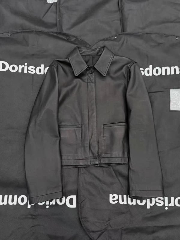 Fan Sun XH2026 Dámska čierna krátka kožená bunda v retro štýle s reverom, zapínanie na jeden rad gomb