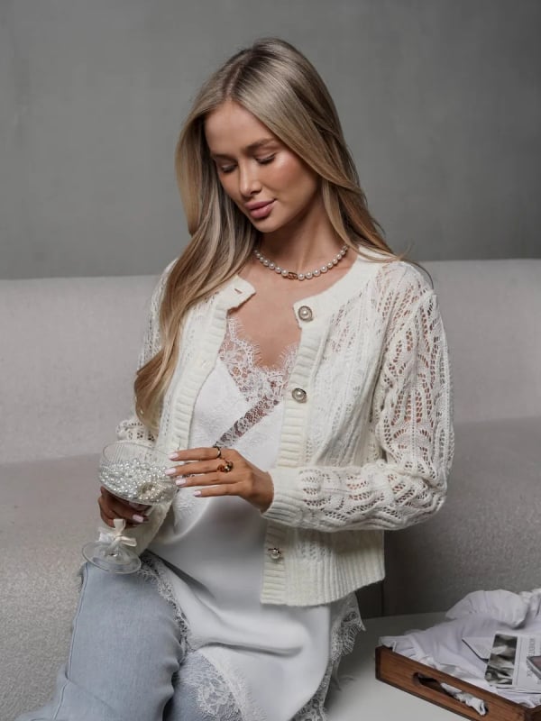 Dámsky krátky cardigan s gombíkmi, priehľadný pletený mohair, biela