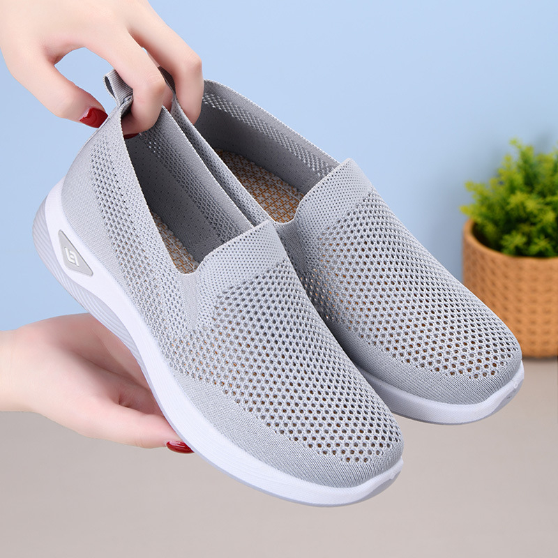 Женски дишащи Slip-On обувки с мрежеста горна част, леки ежедневни плоски обувки за пролет-лято