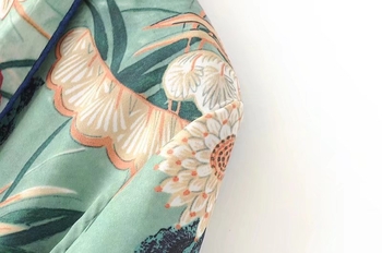 Dámsky dlhý kimono štýl kabát so zelenou potlačou
