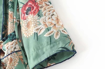 Dámsky dlhý kimono štýl kabát so zelenou potlačou