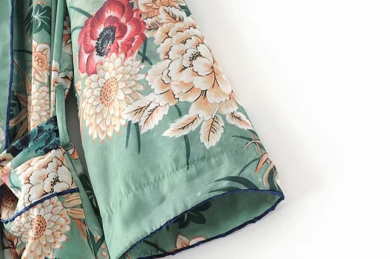 Dámsky dlhý kimono štýl kabát so zelenou potlačou