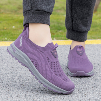 Δρομικά slip-on με διαπερατό πλέγμα για μεσήλικες και ηλικιωμένες γυναίκες, ελαφριά και άνετα καθημερινά παπούτσια
