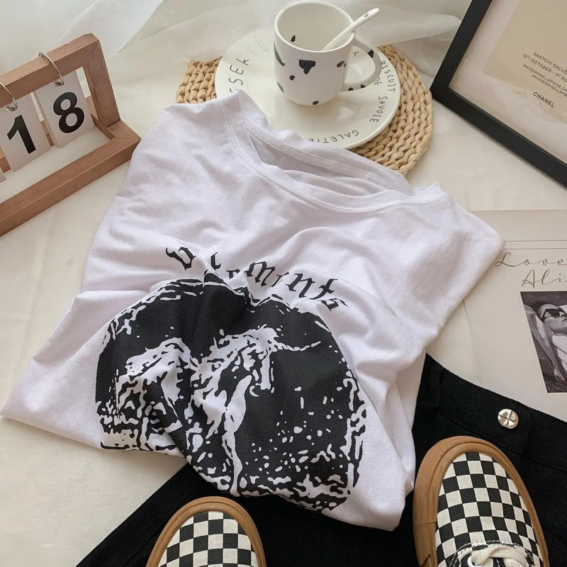 Γυναικείο T‑shirt από Modal, κοντομάνικο με εκτύπωση μονόκερου, στρογγυλή λαιμόκοψη, άνετη φαρδιά γραμμή για καλοκαίρι.