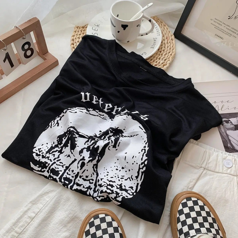 Γυναικείο T‑shirt από Modal, κοντομάνικο με εκτύπωση μονόκερου, στρογγυλή λαιμόκοψη, άνετη φαρδιά γραμμή για καλοκαίρι.