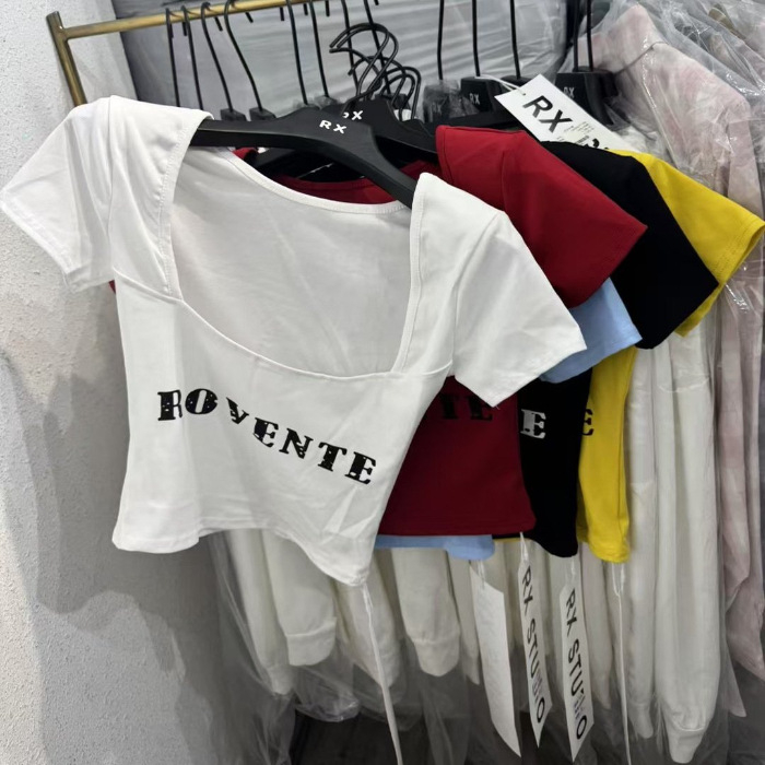 Σεξι T‑shirt με ψηλή μέση, κοντό τοπ και ανοιχτή πλάτη, λευκό, καλοκαιρινό στυλ με αμερικανο-γαλλικό ύφος, στενή γραμμή