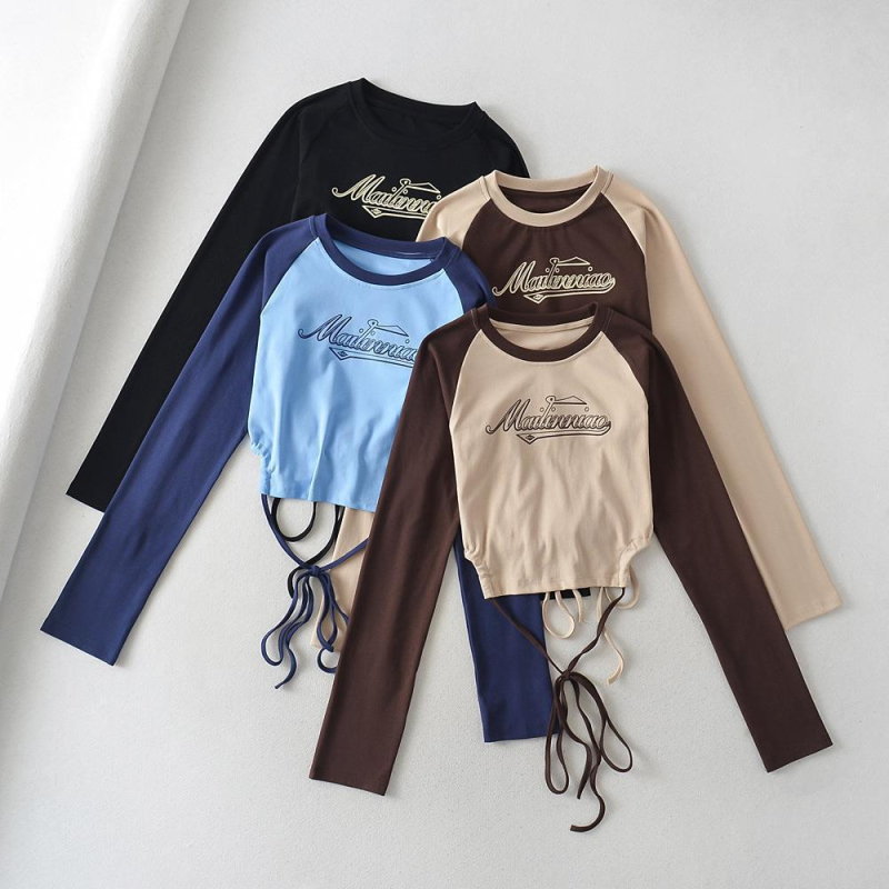 Dámske tričko s dlhými rukávmi v štýle amerického vintage, raglanové rukávy, úzky strih, ochrana proti slnku, crop top odhaľujúci pupok.