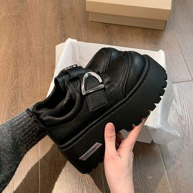 Γυναικείοι δερμάτινοι loafers με χοντρή σόλα, νέο μοντέλο 2026, κατάλληλοι για την άνοιξη, αύξηση ύψους, JK στιλ