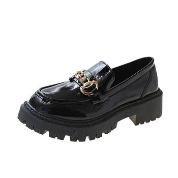 Γυναικείοι loafers σε βρετανικό στυλ, PU δέρμα, παχύ τακούνι 6–8 εκ, slip-on, στρογγυλή μύτη