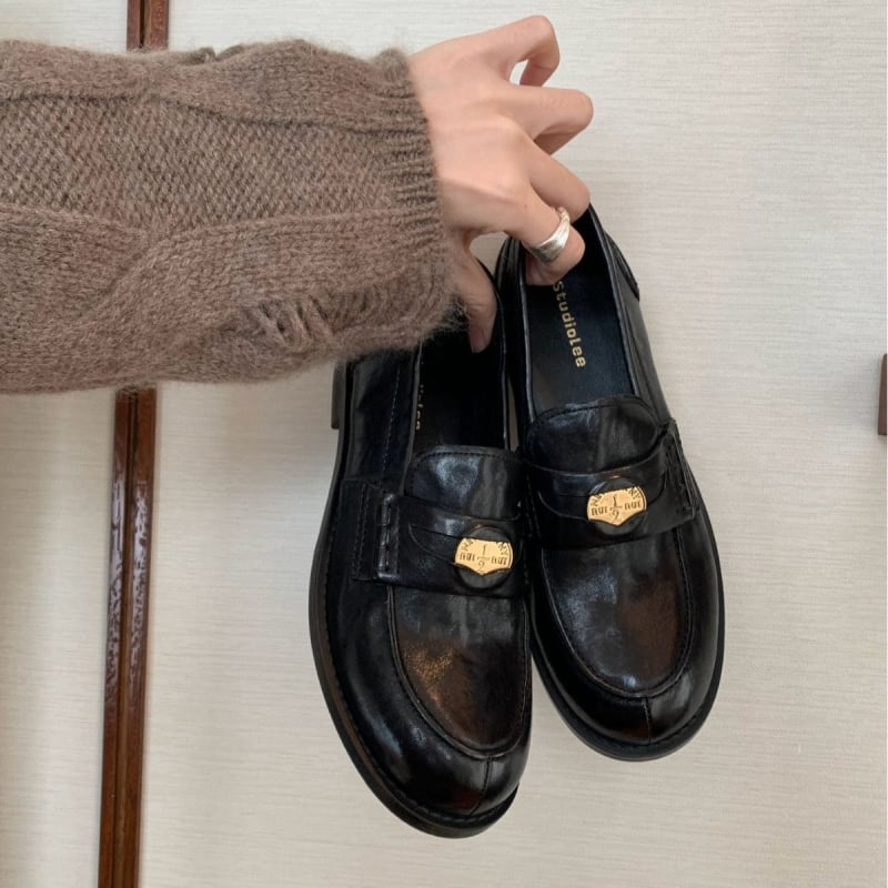 Női slip-on loaferok bőrből, brit stílus, lapos talppal, 2026 új modell