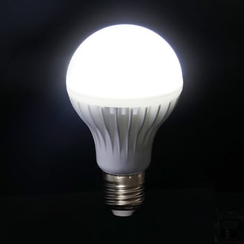 LED λαμπτήρας με βάση E27, 220V, εξοικονόμηση ενέργειας, συνεχές ρεύμα, για οικιακή χρήση, διαχείριση ακινήτων, διαδρόμους και αίθουσες