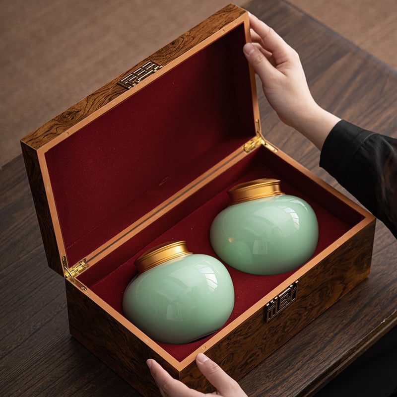 Celadon keramika čajna posuda s metalnim poklopcem, japanski stil, velika zatvorena posuda za čaj; set jedne i dviju posuda u kutiji za poklon s drvenim uzorkom