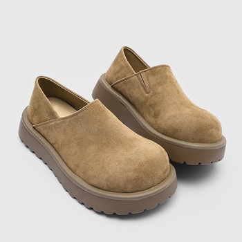 Παπούτσια τύπου Birkenstock με slip-on, αυξημένες φαρδιές σόλες, άνοιξη 2026, μινιμαλιστικά casual παπούτσια