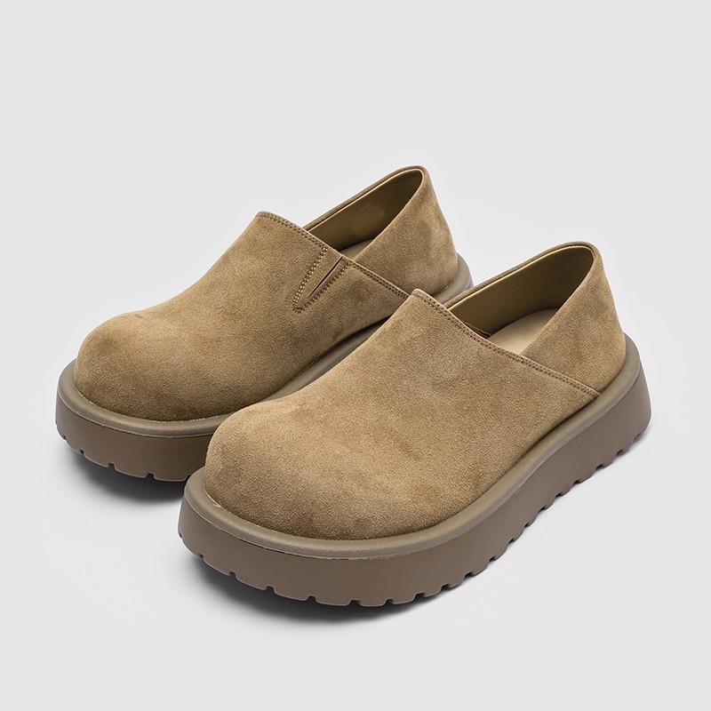 Παπούτσια τύπου Birkenstock με slip-on, αυξημένες φαρδιές σόλες, άνοιξη 2026, μινιμαλιστικά casual παπούτσια