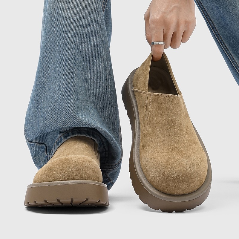Παπούτσια τύπου Birkenstock με slip-on, αυξημένες φαρδιές σόλες, άνοιξη 2026, μινιμαλιστικά casual παπούτσια