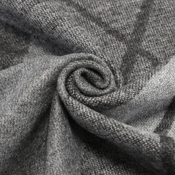 Ανδρικός χειμερινός κασκόλ γκρι κάνναβης, χοντρός και ζεστός with φούντες