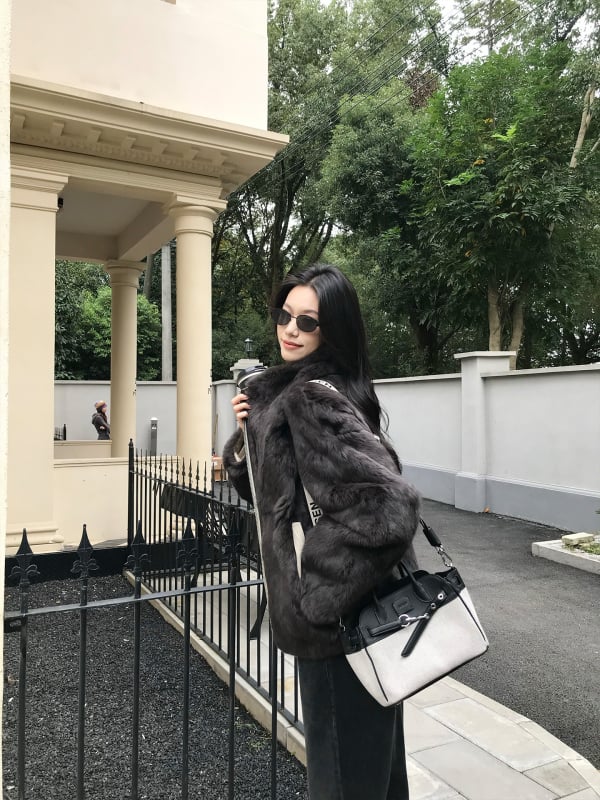Parka din blană de iepure pentru femei - reversibilă, scurtă, caldă de iarnă