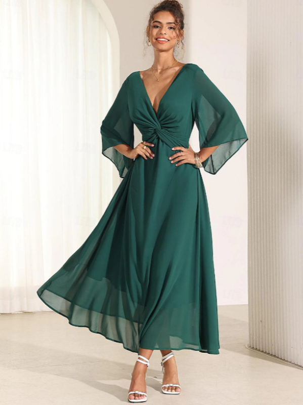 Μακρύ φόρεμα chiffon σε μονόχρωμο χρώμα, V-λαιμό, μανίκια τύπου φτερού